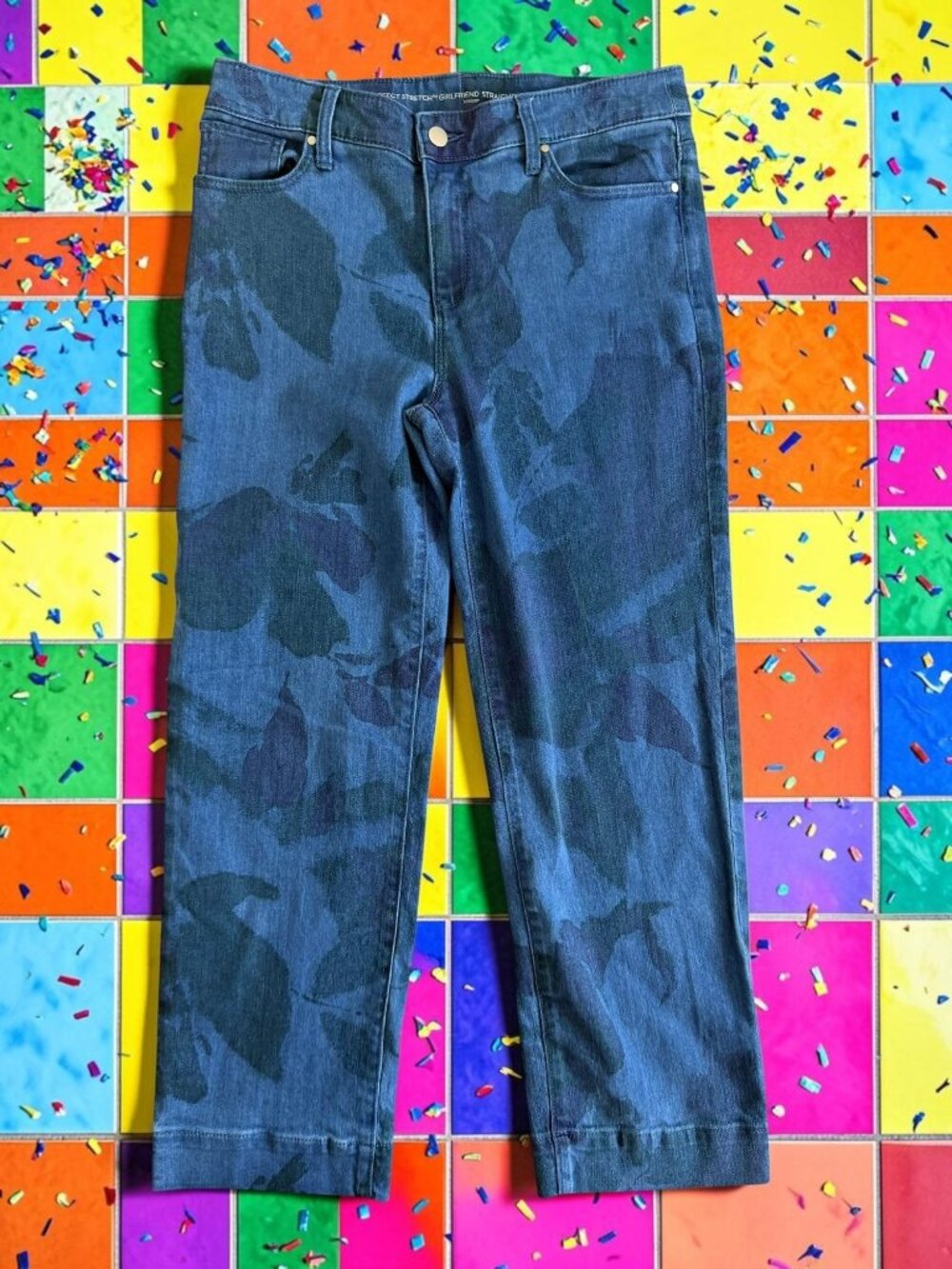 CHICOS Camo Floral Girlfriend Straight Ankle Jeans Size .5  US S 6